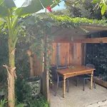 Maison Independante Avec Jardin, Tres Calme, Centre Ville La Rochelle