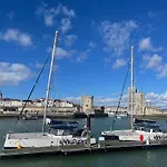 Le Lodge Park A La Rochelle
