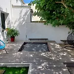 Maison Familiale Avec Jacuzzi Et Piscine