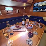 Coriandre 2 - Dormir Sur Un Grand Voilier 9 Personnes By Nuits Au Port