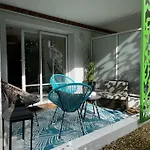 T2 Avec Jardinet Parking La Genette