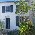 Maison Totalement Renovee