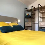 Maison A 10\' A Pieds Du Port De La Rochelle
