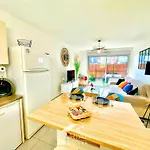 Le Cosy - Appt Avec Patio - 10 Min Centre-Ville - Linge & Menage Inclus
