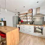 Appartement Sur Le Port - Duplex Cosy & Moderne Face Au Port - Wifi Gratuite - Parfaitement Equipe