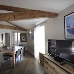 Appartement De Charme Au Marche Avec Parking
