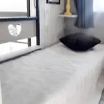 Maison de 2 chambres avec jardin clos et wifi a La Rochelle