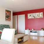 Appartement 3 Pieces Avec Balcon A 20 Min Du Centre De La Rochelle, Proche Plage Et Cinema - Fr-1-246-553