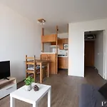 Studio Meuble, 3 Couchages A La Rochelle Pres Plage - Fr-1-825-60