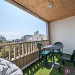 Appartement Renove Au Pied De La Plage Avec Balcon Et Parking - Fr-1-825-46