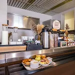 B&B HOTEL La Rochelle Centre