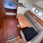 Une Nuit Inoubliable Sur Un Bateau Linge Et Menage Inclus