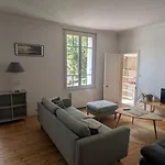 Maison Calme Avec Terasse Proche Centre Ville
