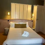 Hotel Henri IV