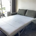 Lovely Apartment With Balcony Near The Lake
