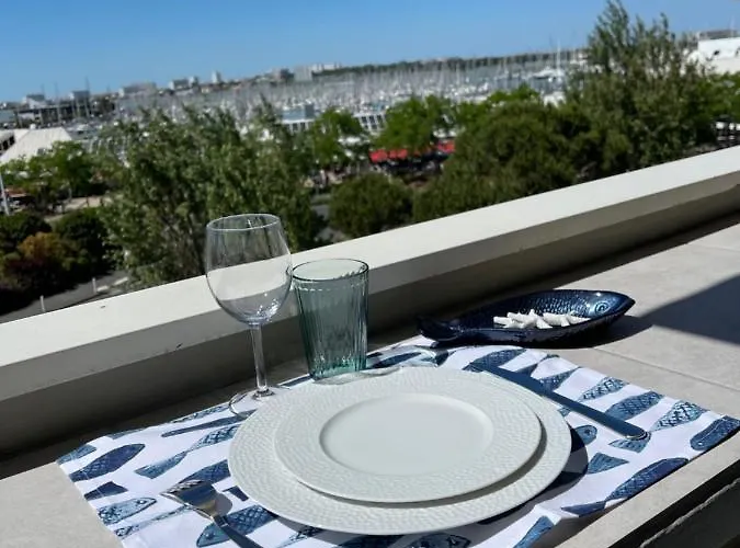 La Terrasse Sur Le Port - La Rochelle