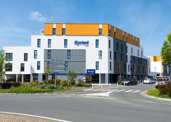 Kyriad La Rochelle Centre - Les Minimes