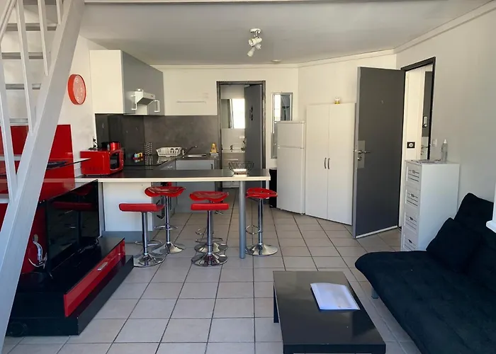 Appartement T3 tout confort en duplex à 15mn à pied du centre-ville