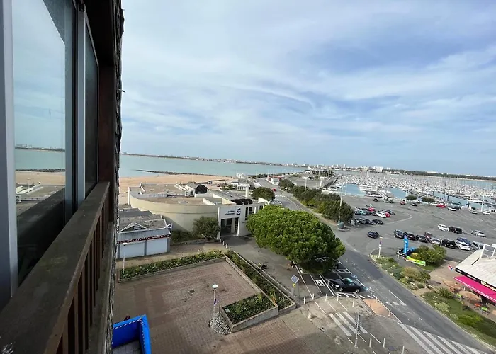 Vue Mer Et Parking