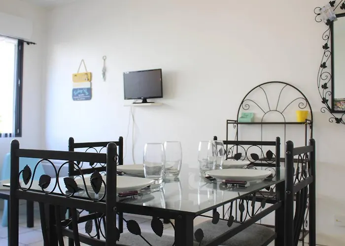 Appartement La Rochelle, 1 Piece, 2 Personnes - Fr-1-246-161