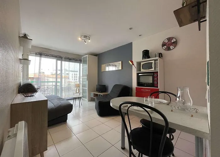 Studio Avec Terrasse Et Parking, Proche Plage - La Rochelle - Fr-1-246-607
