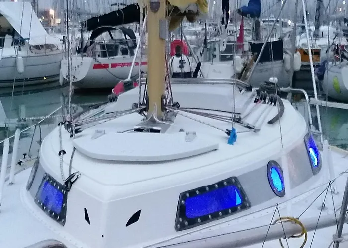 Bateau à quai