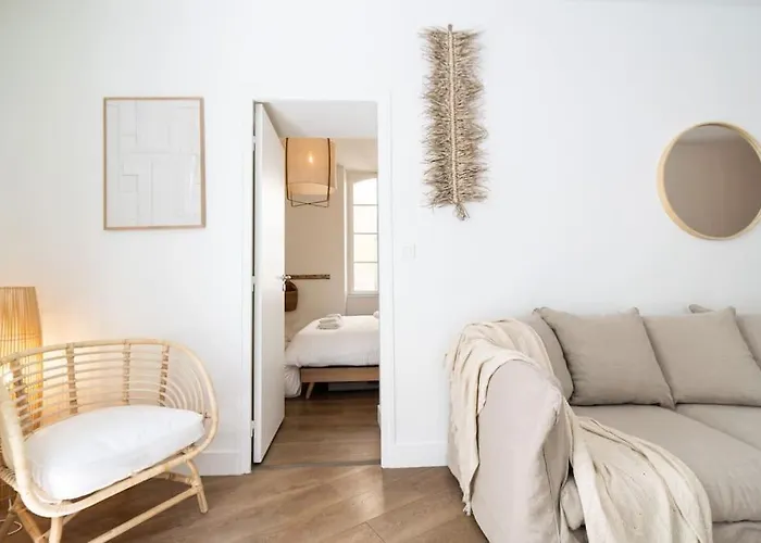 Superbe Appartement En Rdc Proche Marche Central