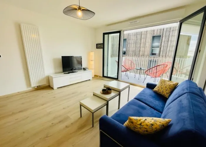 Charming New Flat With Balcony