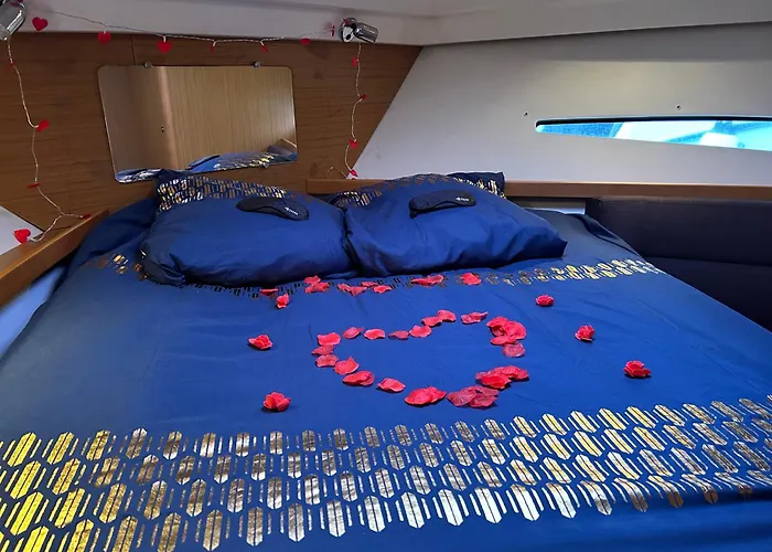Bateau Nuit Insolite