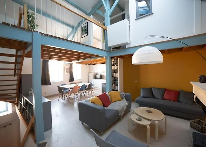 Maison Type Loft - Avec Parking En Plein Centre