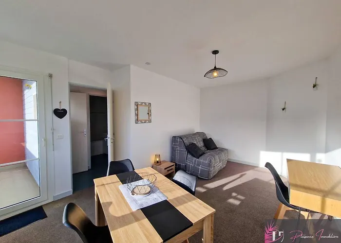 Studio Lumineux Avec Balcon Pres De La Plage, Parking, Wifi - Fr-1-825-51