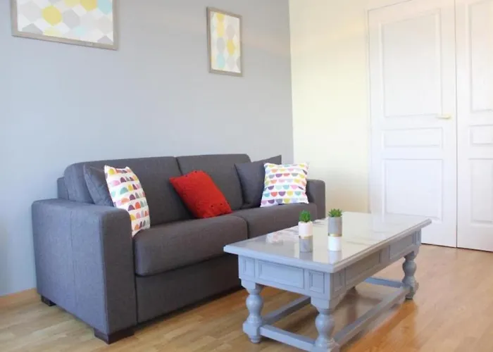 Appartement La Rochelle, 2 Pieces, 4 Personnes - Fr-1-246-232