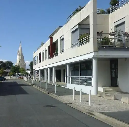 Detente Au Coeur De La Rochelle