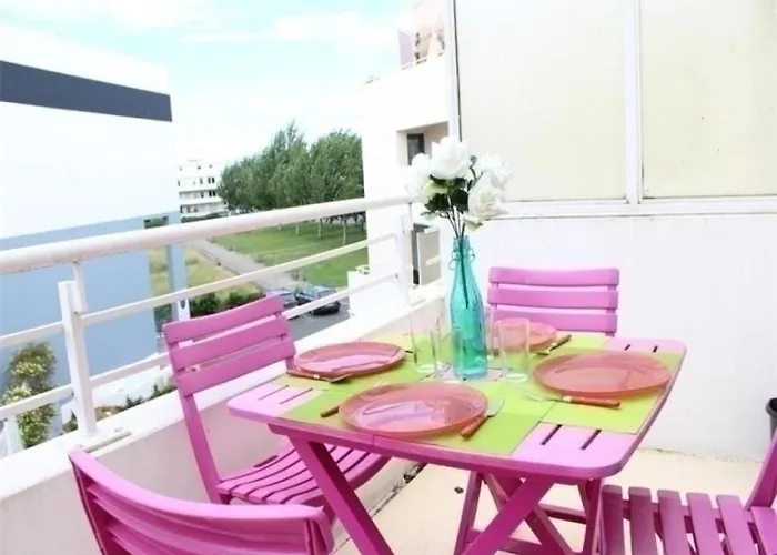 Duplex Avec Piscine, Balcon Et Parking - Proche Plage, 4 Couchages A La Rochelle - Fr-1-246-9