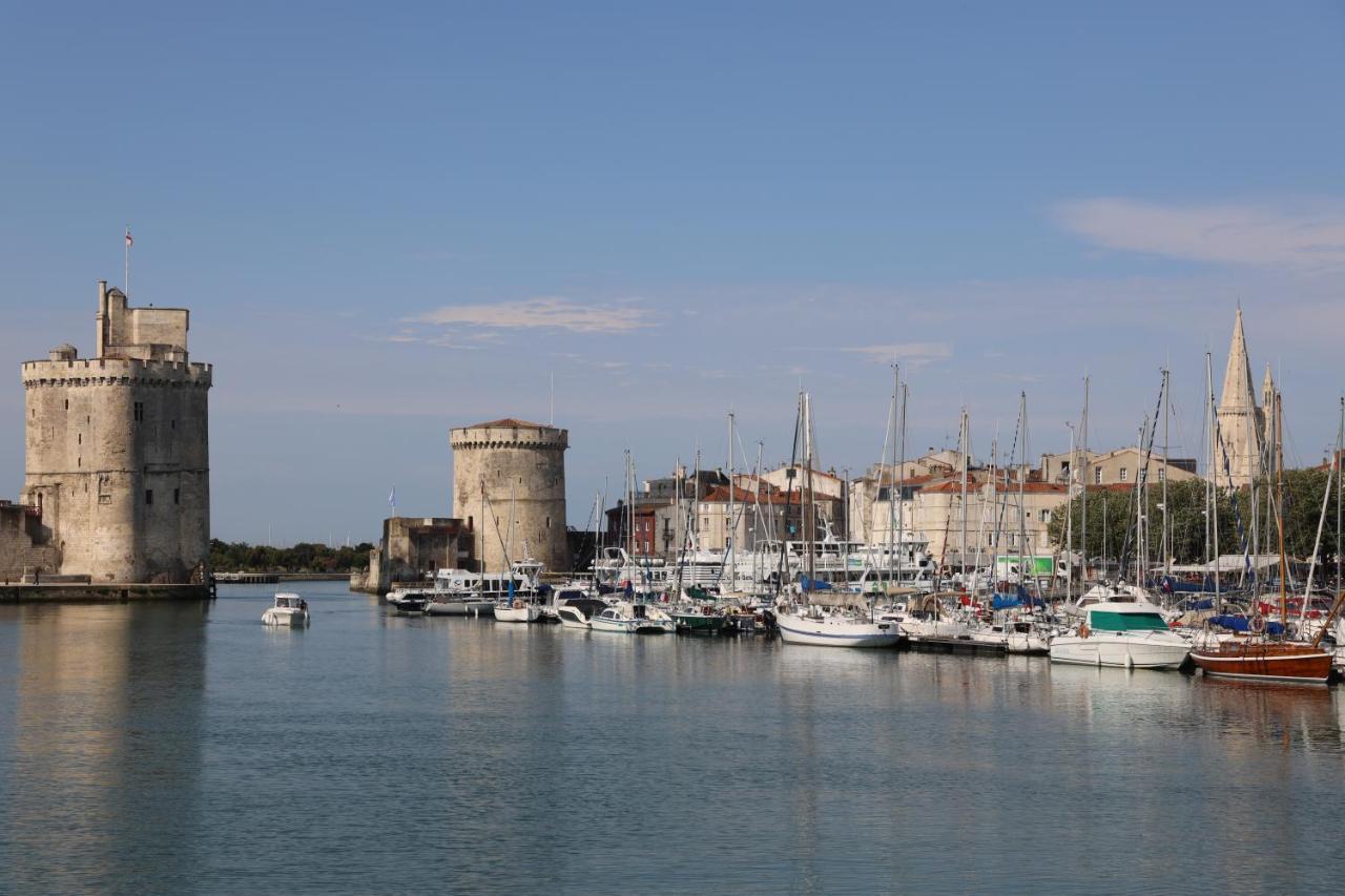 Hotel Un Sur Le Port 3*