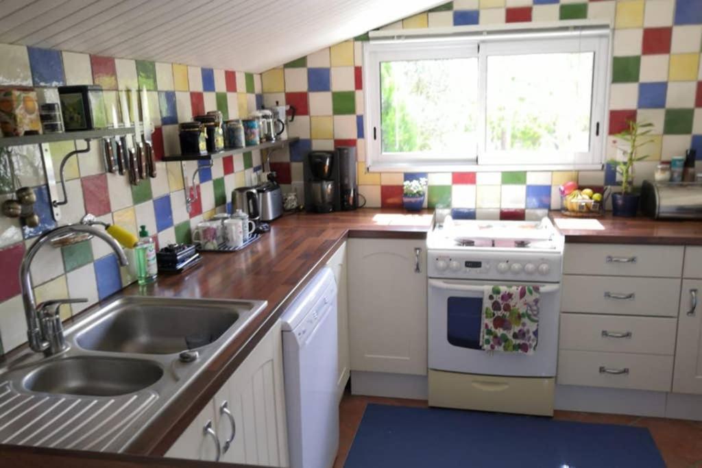 Hébergement de vacances Chez Diego Maison Indépendante Au Coeur De La Rochelle *