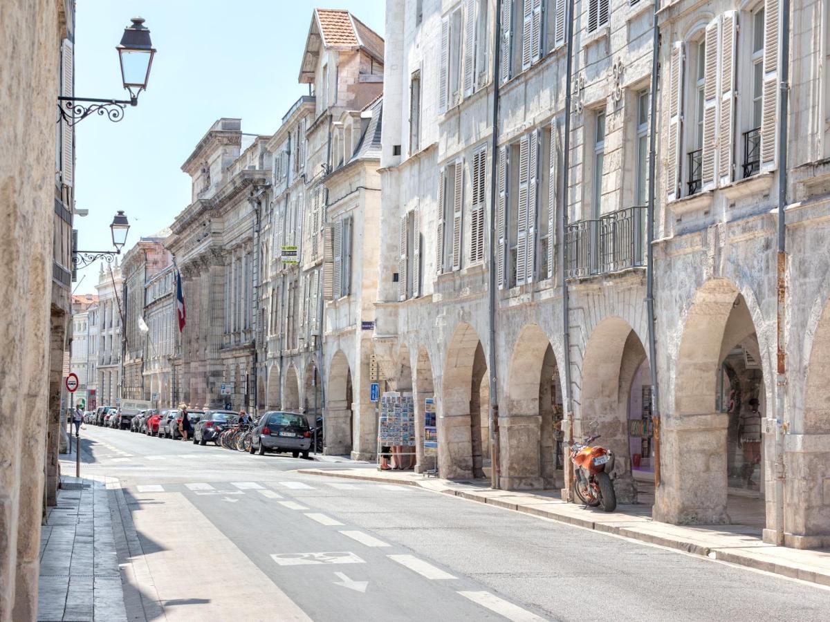 Cour Des Dames Bed & Breakfast La Rochelle (Charente-Maritime)
