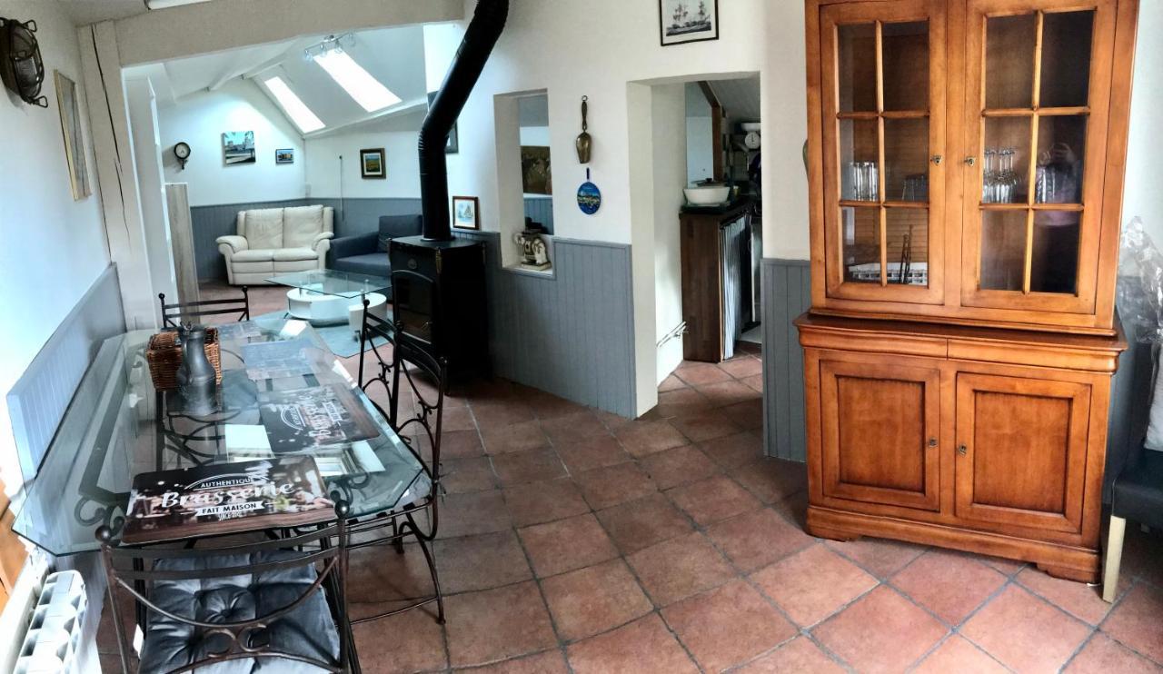 Hébergement de vacances Chez Diego Maison Indépendante Au Coeur De La Rochelle *