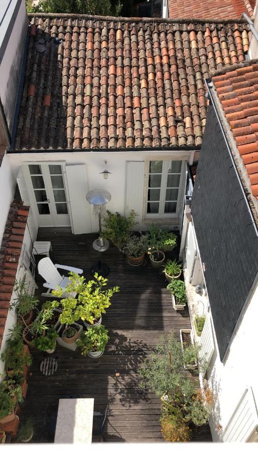Apartment 21 Dupaty 1 *