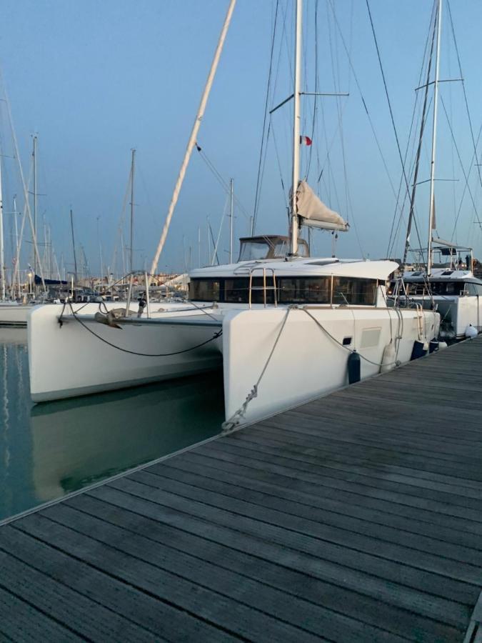 Bateau-hôtel Life&boat *
