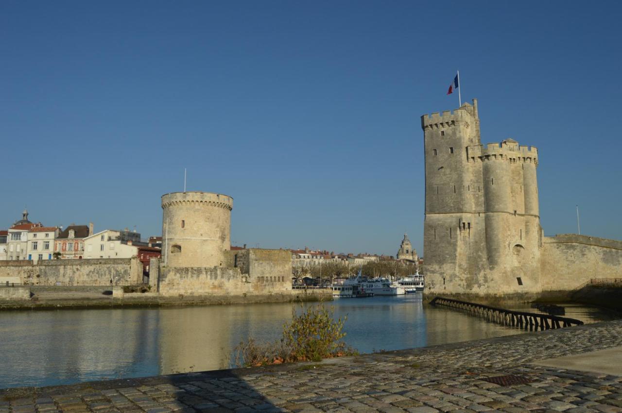 Apartment - Le Petit Rochelais -calme&cosy- Wifi-netflix *