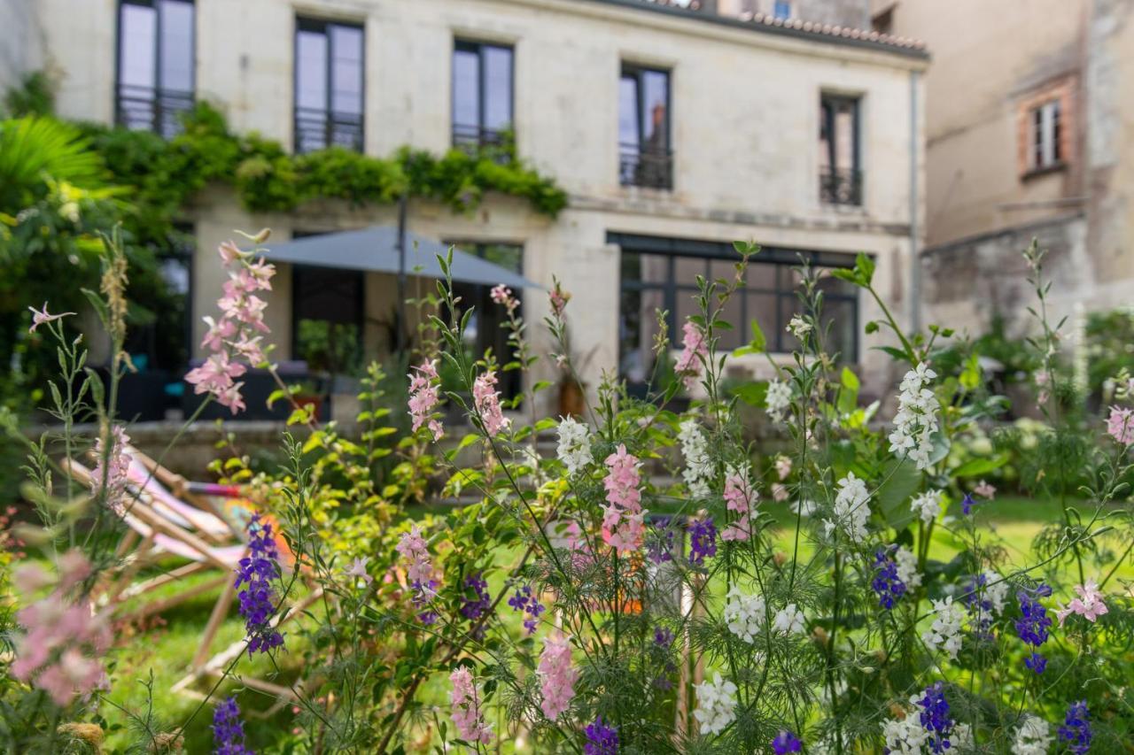 Escale Rochelaise B&b, Bain Nordique Et Sauna Tonneau Bed & Breakfast *