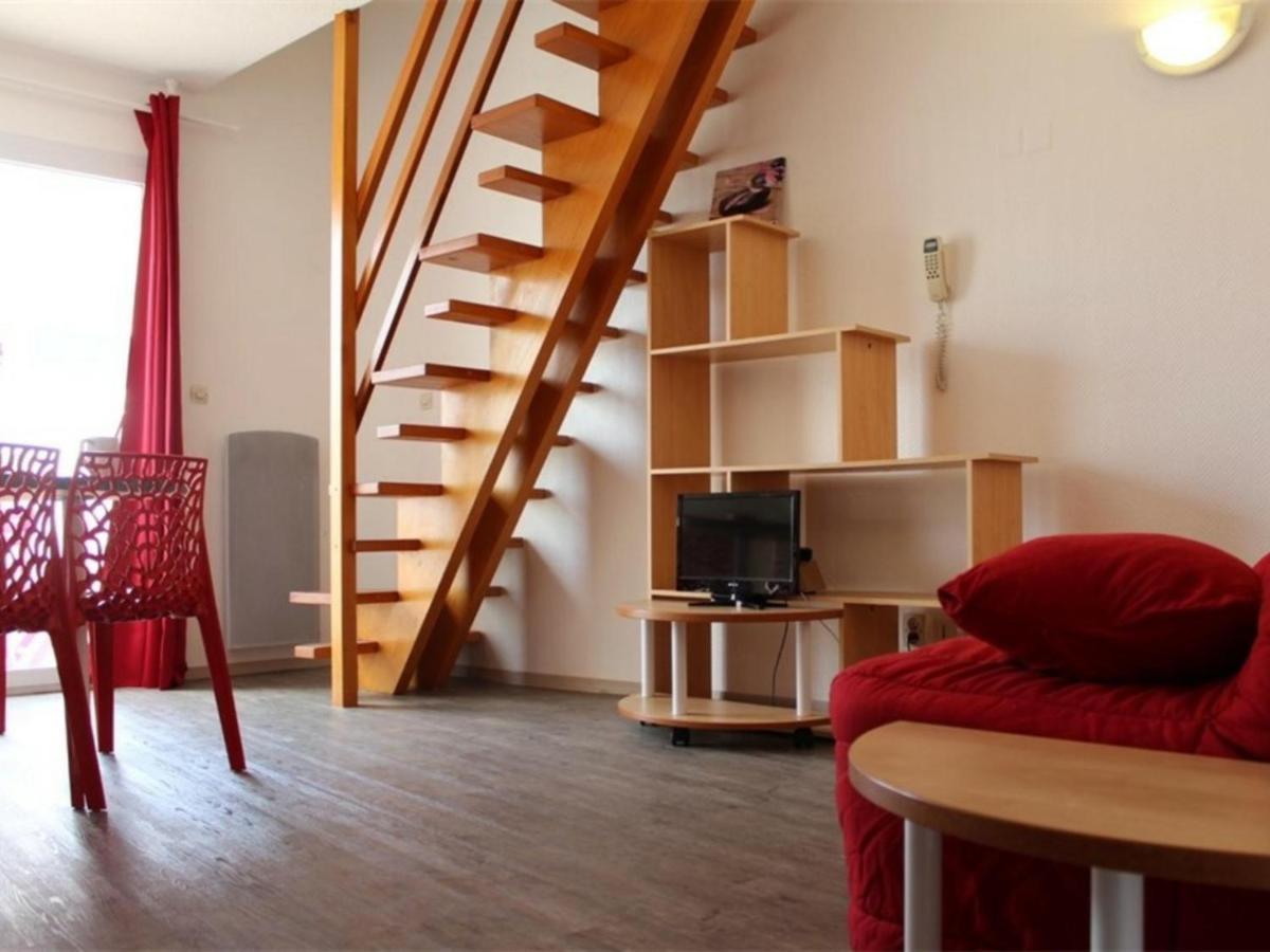 Duplex Avec Piscine, Balcon Et Parking - Proche Plage, 4 Couchages A La Rochelle - Fr-1-246-9 *