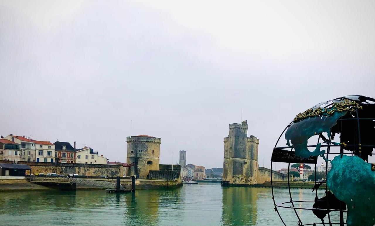 Bateau-hôtel Nuit Insolite Sur Un Voilier Au Cœur De La Rochelle La Rochelle (Charente-Maritime)
