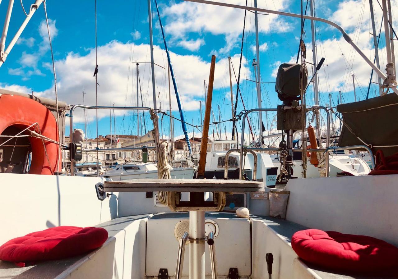 Bateau-hôtel Nuit Insolite Sur Un Voilier Au Cœur De La Rochelle *