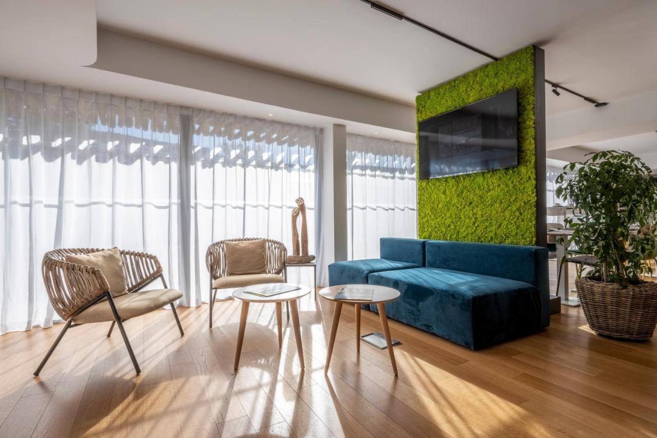Athome Et Appart hôtel La Rochelle (Charente-Maritime)