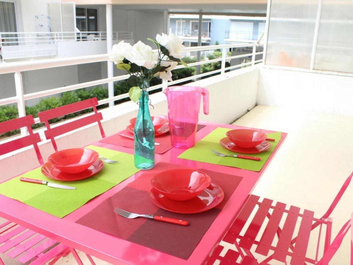 Apartment 2 Pieces Avec Balcon, Parking Et Piscine, La Rochelle - Fr-1-246-11