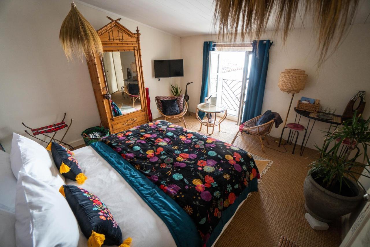 La Belle Amarre-bed And Breakfast-maison D'hotes * La Rochelle (Charente-Maritime)