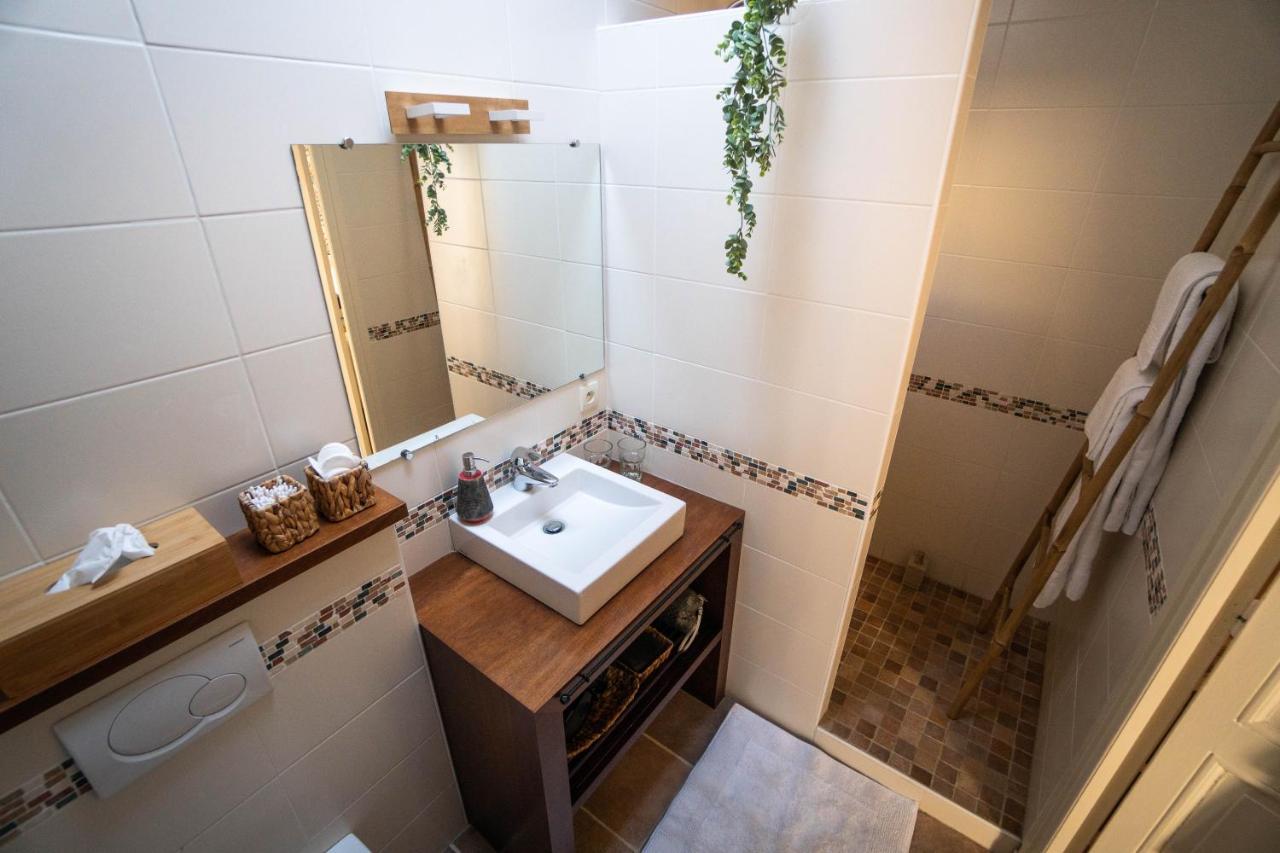 La Belle Amarre-bed And Breakfast-maison D'hotes La Rochelle (Charente-Maritime)