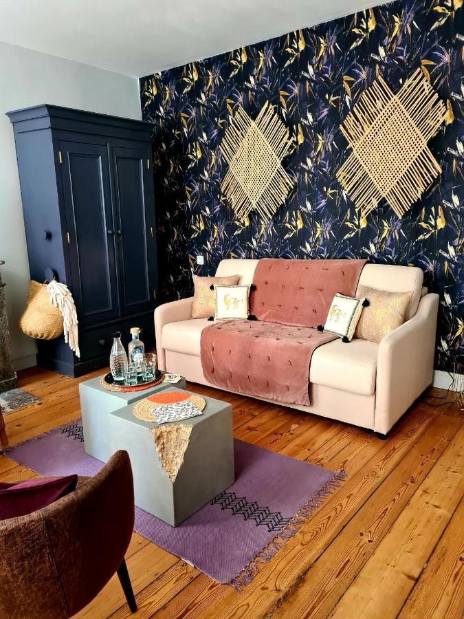 Guest house La Belle Amarre-bed And Breakfast-maison D'hotes La Rochelle (Charente-Maritime)